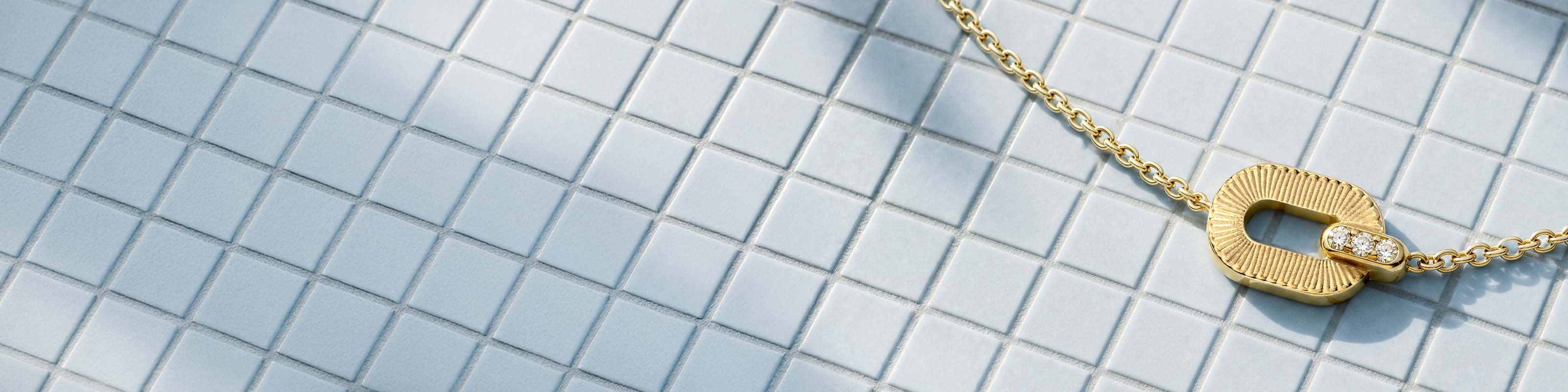Chain, link, and pendant necklaces for women - Arthus Bertrand