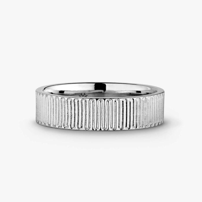 Band, wide, and solitaire rings for women - Arthus Bertrand