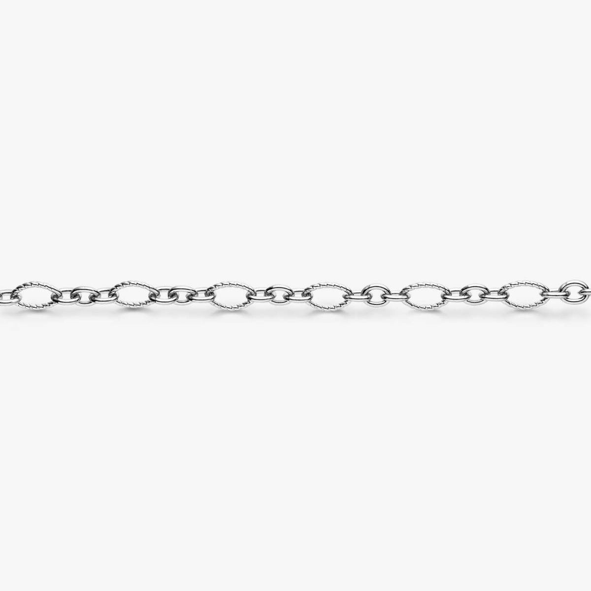 Silver Streaked Oval Mesh Chain, 50 cm, zoomed mesh view