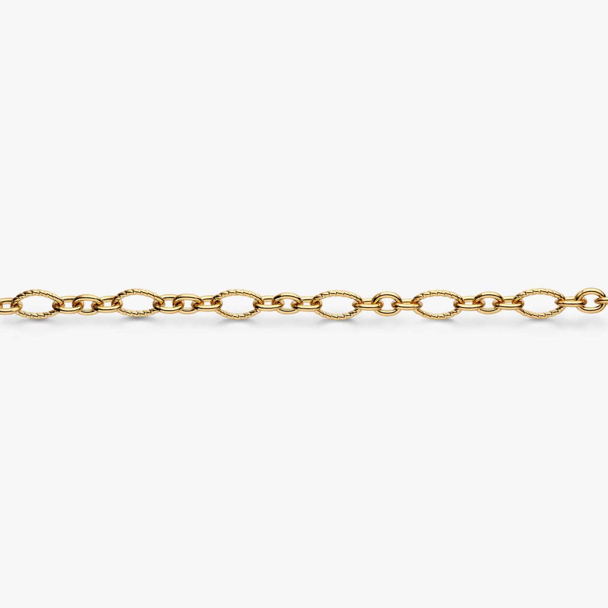 Silver-gilt Streaked Oval Mesh Chain, 80 cm, zoomed mesh view