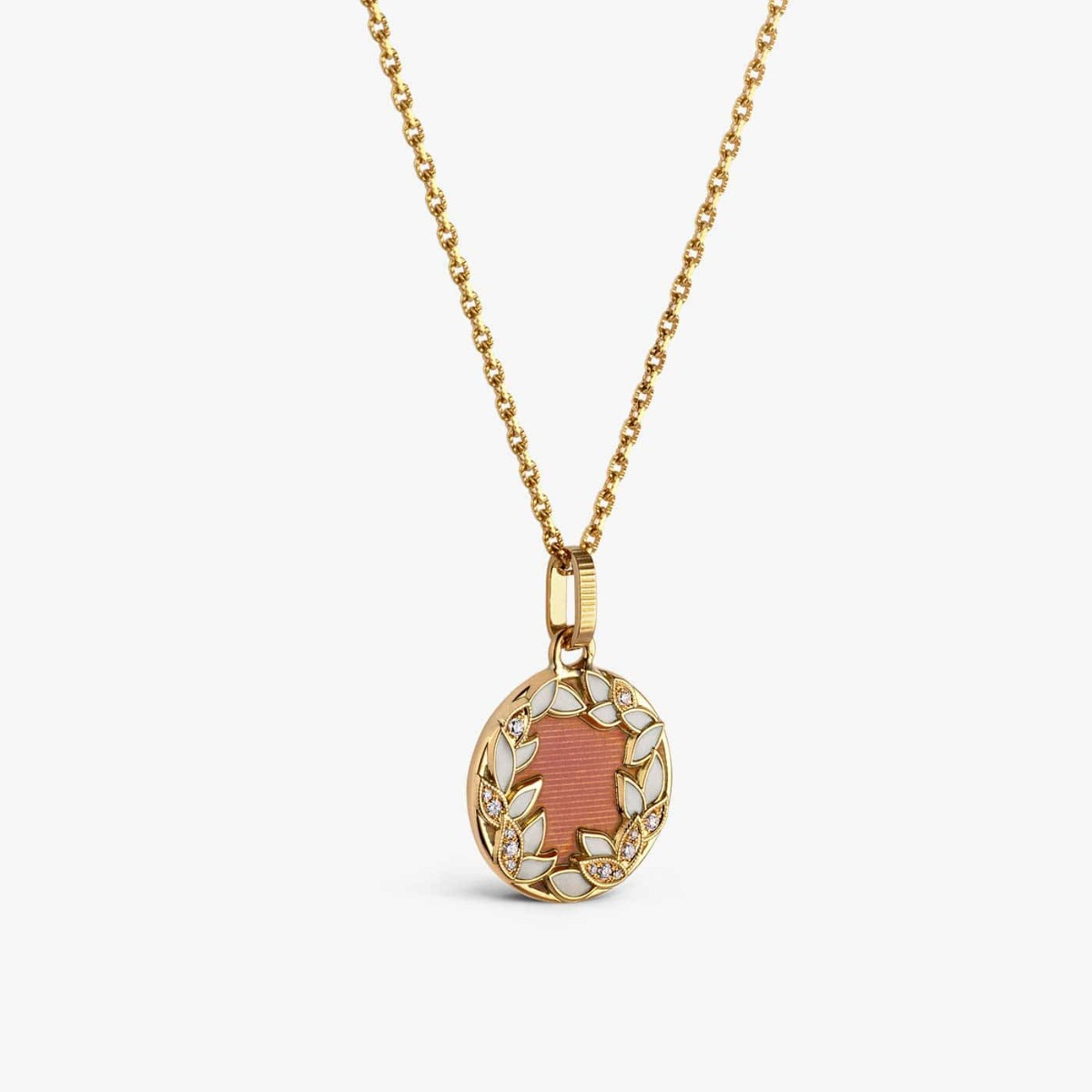 Pink Gaïa Medallion in Yellow Gold, necklace view